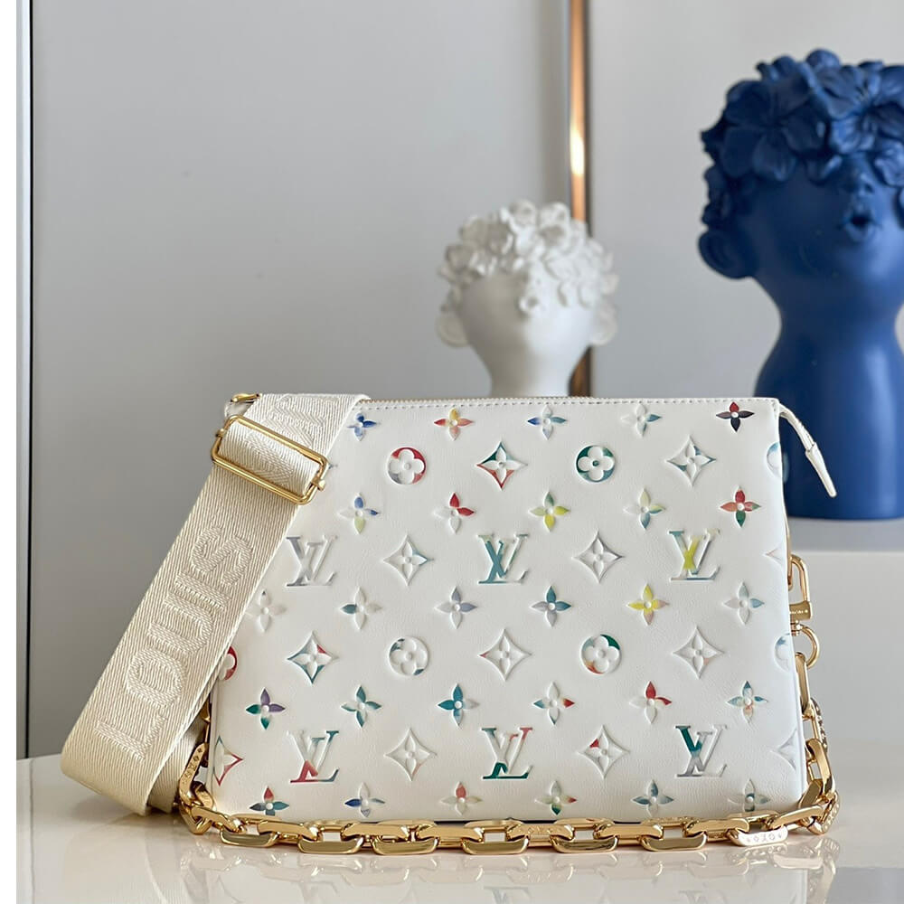 LV  Coussin PM