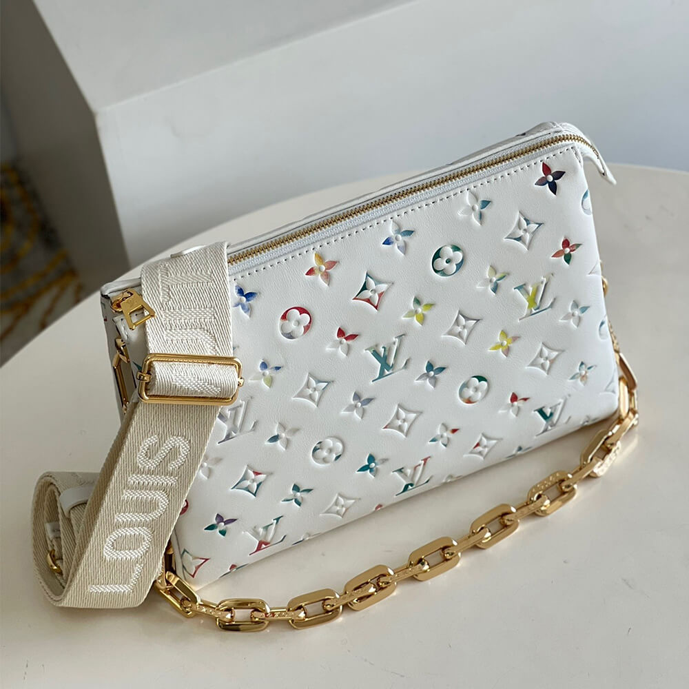 LV  Coussin PM