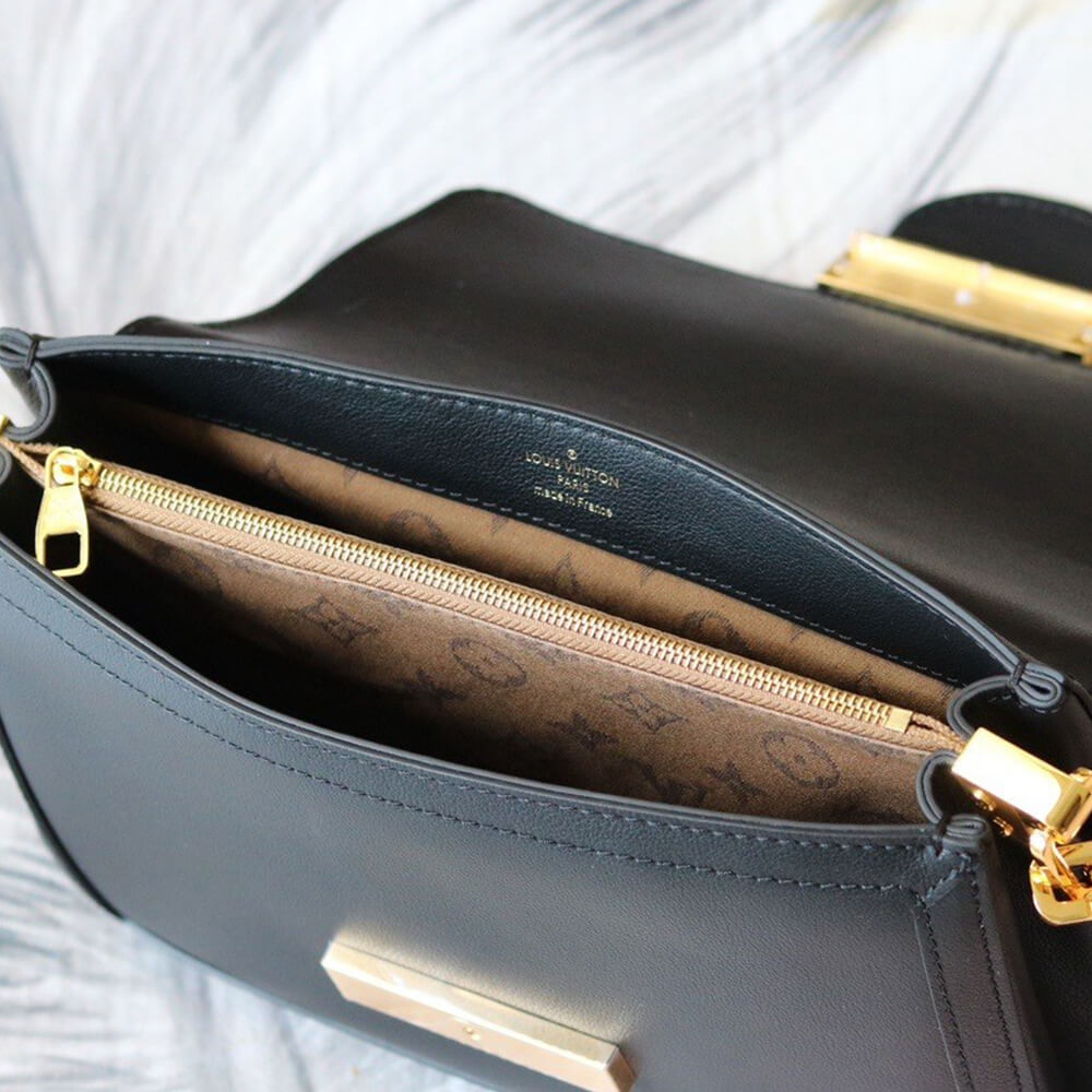 LV Dauphine Soft MM